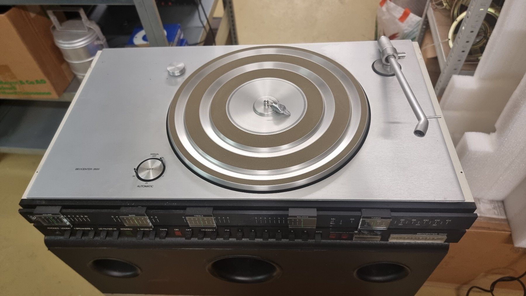 Bang & Olufsen Tourne-disques: B&O Beocenter 3500 – Défectueux à Schöfflisdorf par Silvervintage.CH