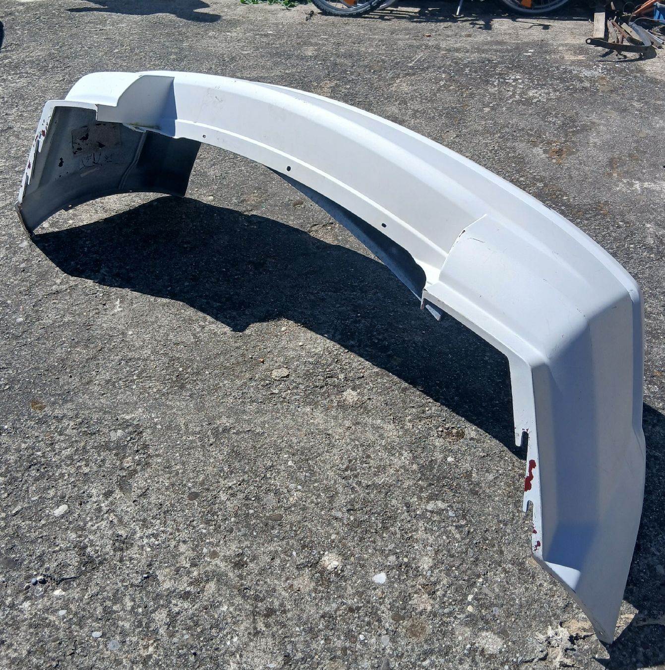Dodge Tutti pezzi di ricambio auto: Pare-chocs arrière Dodge Caliber – Usato da la heutte venduto da Auto-stock 1