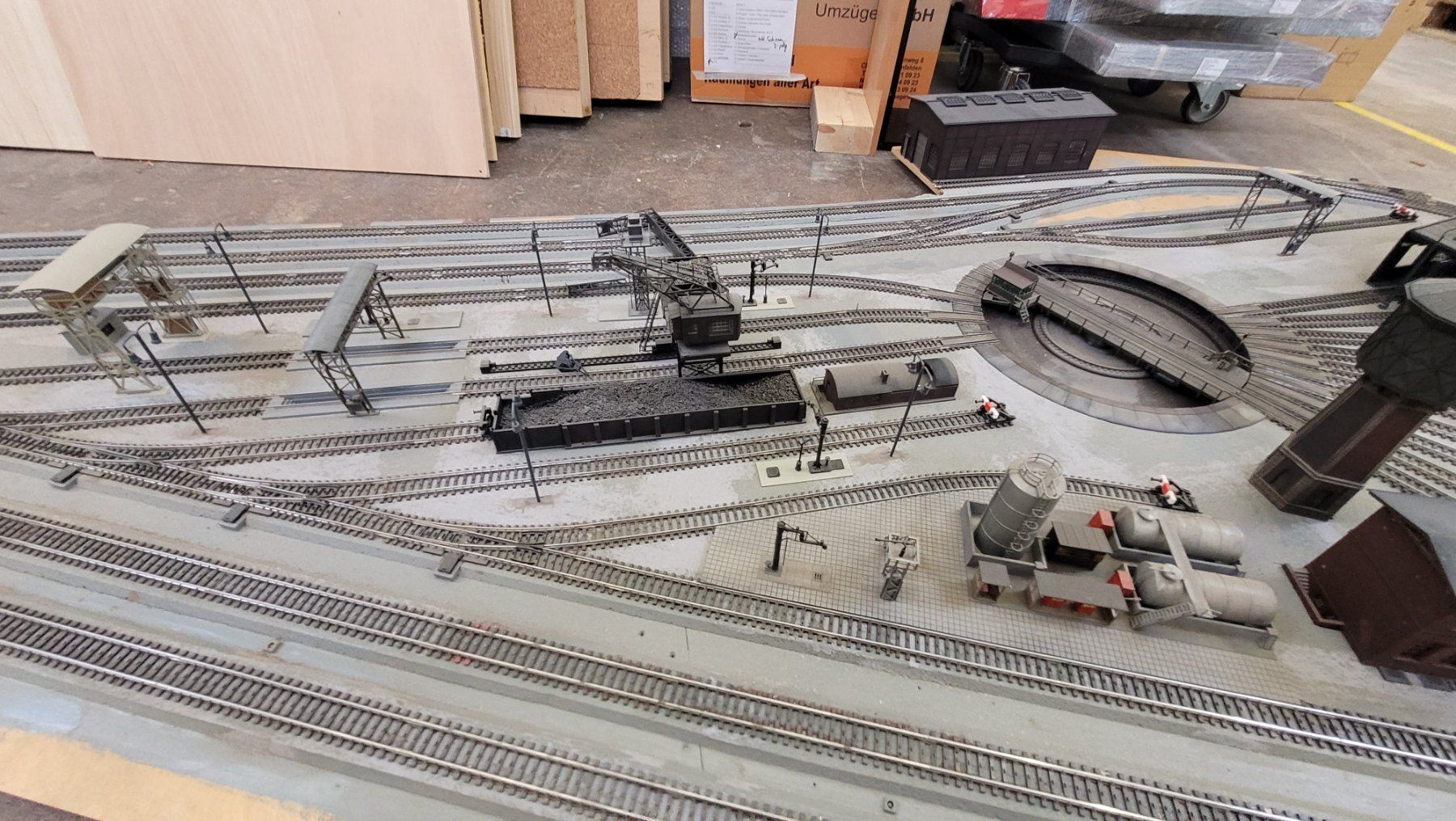 Bahnbetriebswerk-Leuchte einfach | Lampen | Märklin Onlineshop