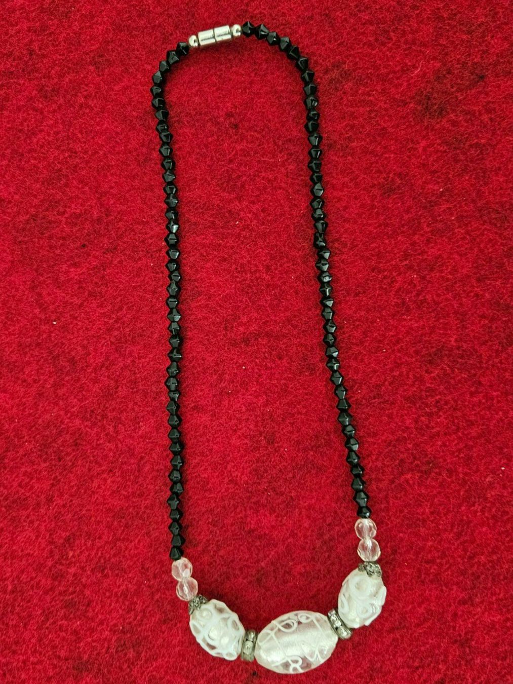 Ketten: Halskette transparent Perlen schwarz Modeschmuck – Neu (gemäss Beschreibung) aus Menziken von sura76