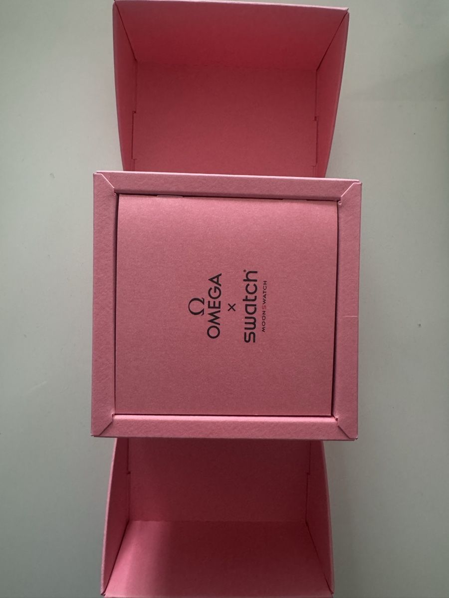 Swatch Orologi: Swatch Mission to the Moon Pink Phase – Nuovo e nell'imballaggio originale da Lausanne venduto da dar_2rh9 1