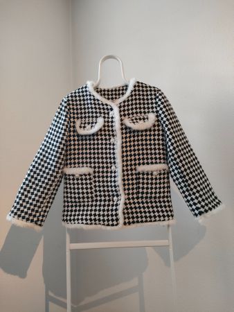 Modischer Blazer mit Karo-Muster