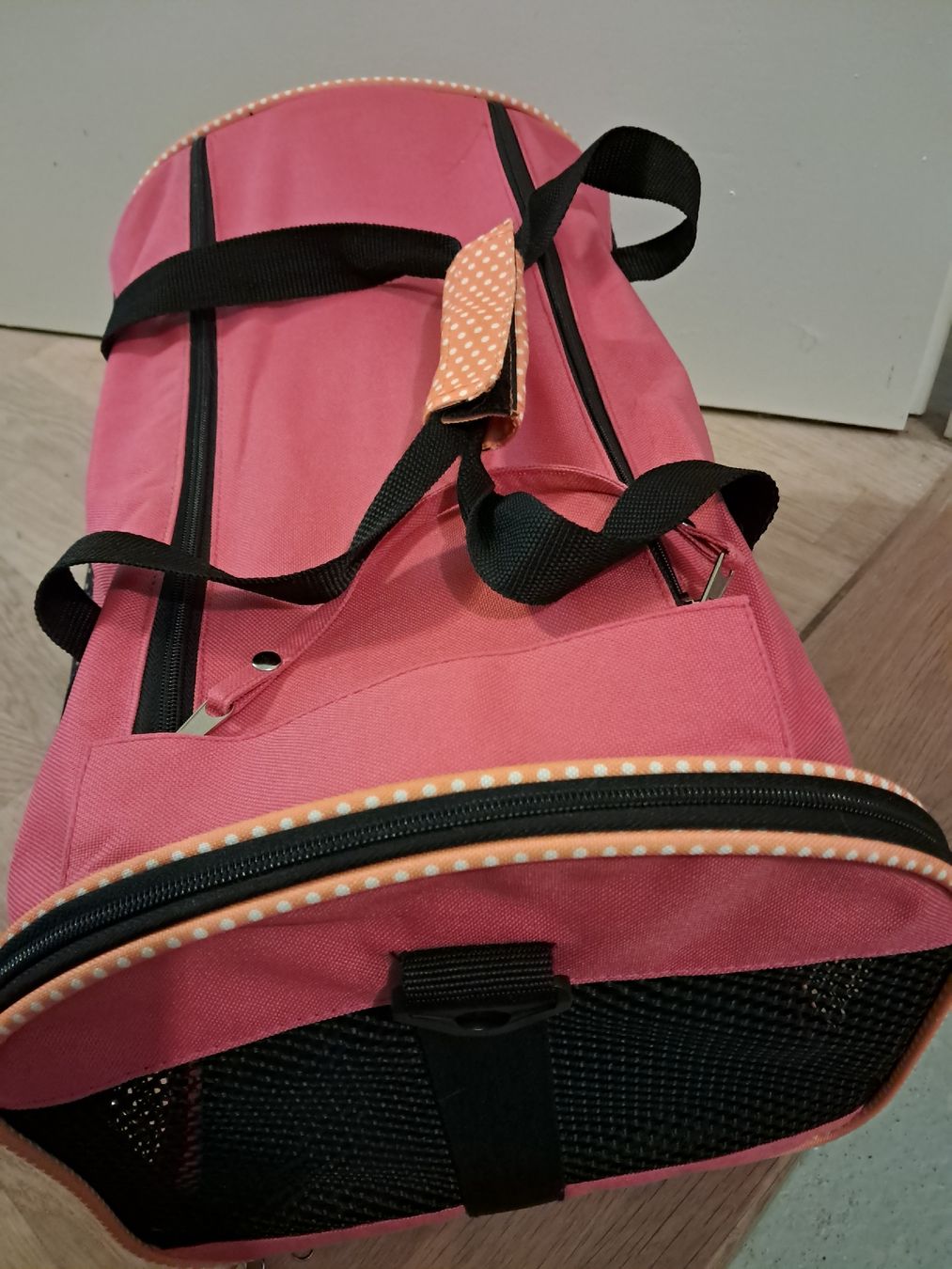 Cucce & Letti: Transportbox Katze/Hund pink – Usato da Winterthur venduto da fabelwin 4