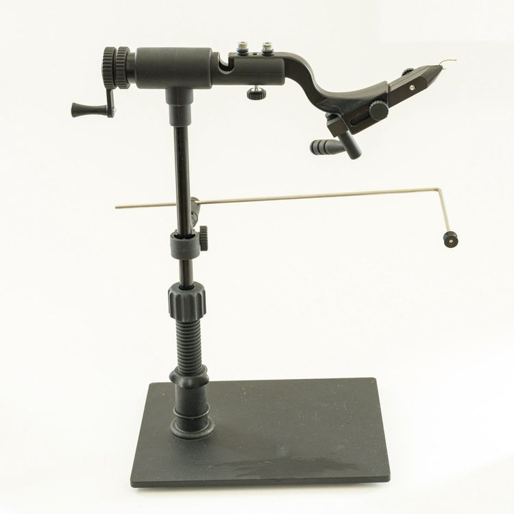 Choisir le meilleur étau de montage de mouche : Guide d'achat complet
