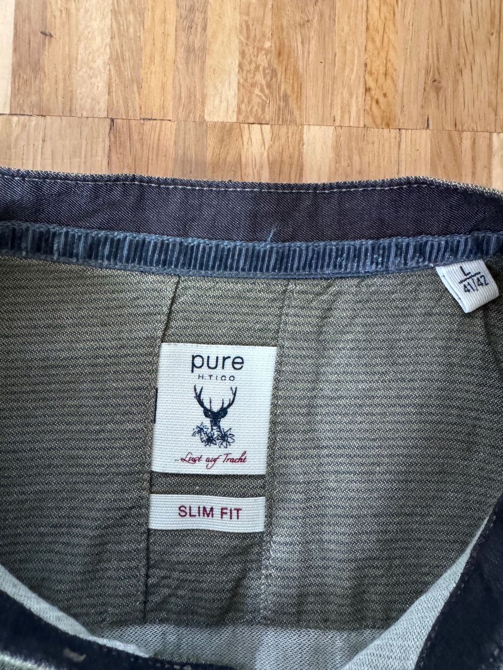 Hemden: Oktoberfest Hemd olive – Gebraucht aus Zürich von navy2024 2