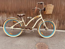 Damen Fahrrad Electra cremeweiss mit Korb