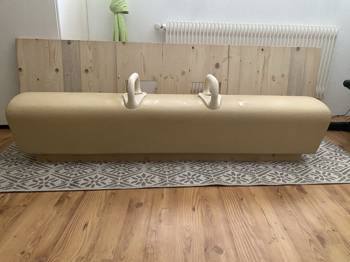 Hometrainer: Bodenpferd mit Pauschen Gebraucht  – Usato da Schiers venduto da Jasi-83 1