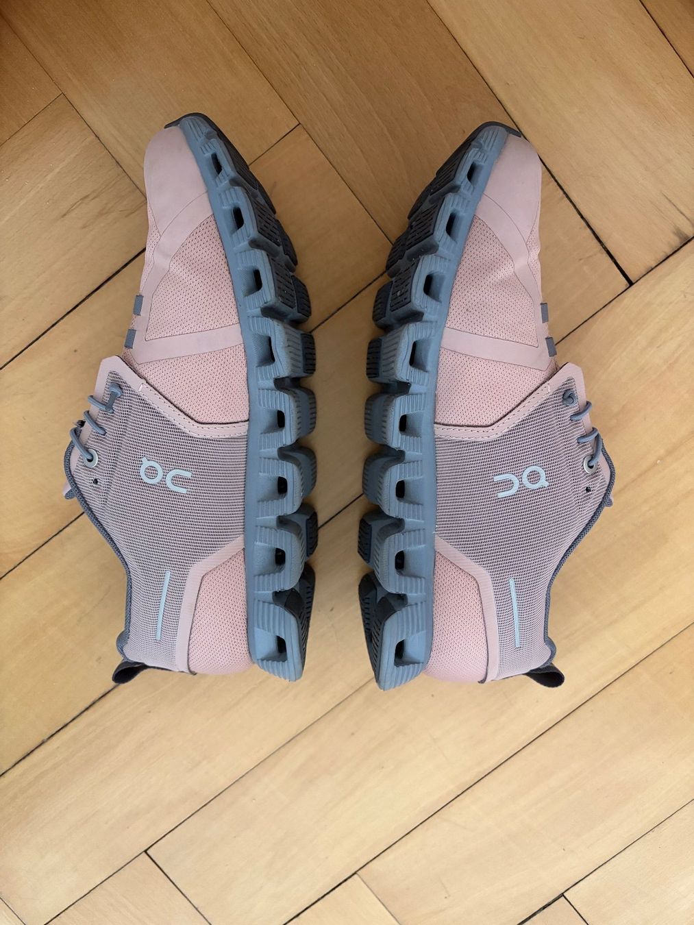 On Damenschuhe: on cloud waterproof - rose – Neu (gemäss Beschreibung) aus Zürich von jul_c2jv 3