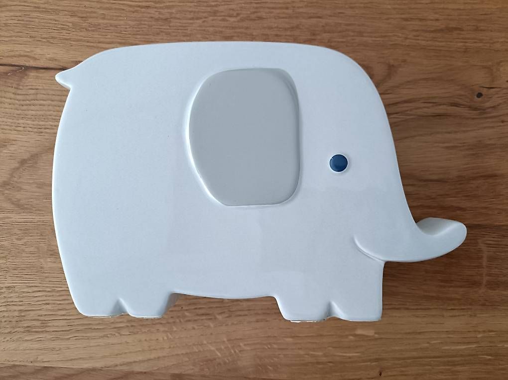 Spardosen: Spardose Motiv Elefant – Gebraucht aus Münchenstein von Bouba3
