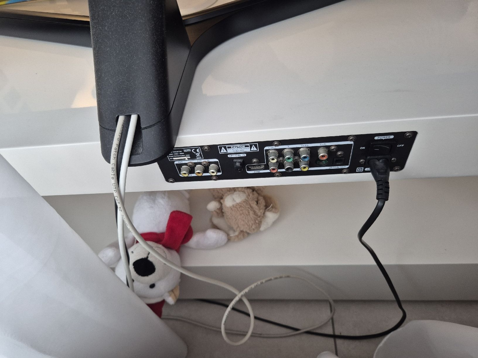 Mobili TV: TV-Möbel mit integriertem Soundsystem, weiss – Usato da Burgdorf venduto da Toma9 4