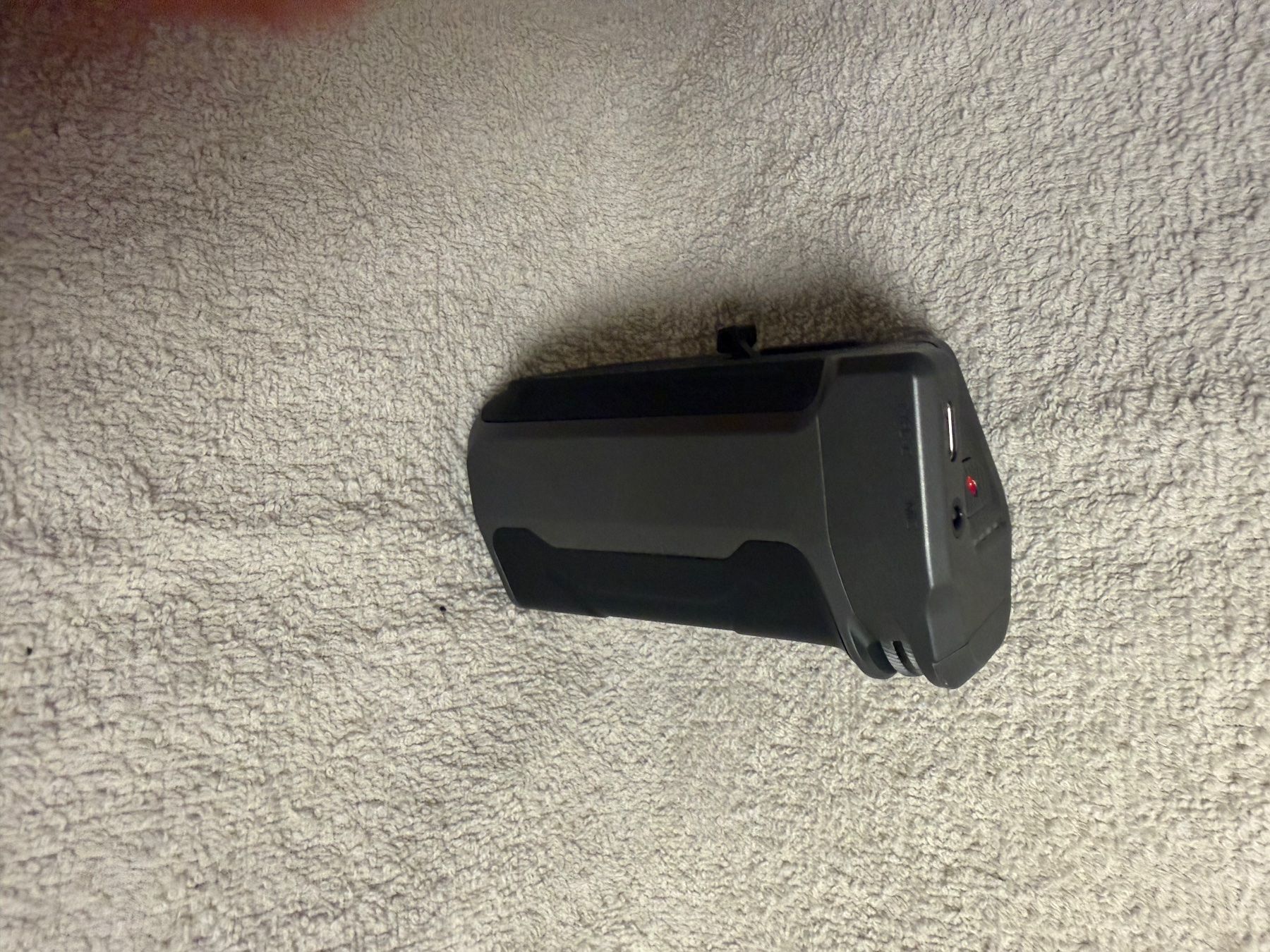 Coques & Protection écran: Tilta Khronos Set iPhone 15 Pro Max Space Gray, sehr gut – D'occasion à Biberist par MDelfini13 6