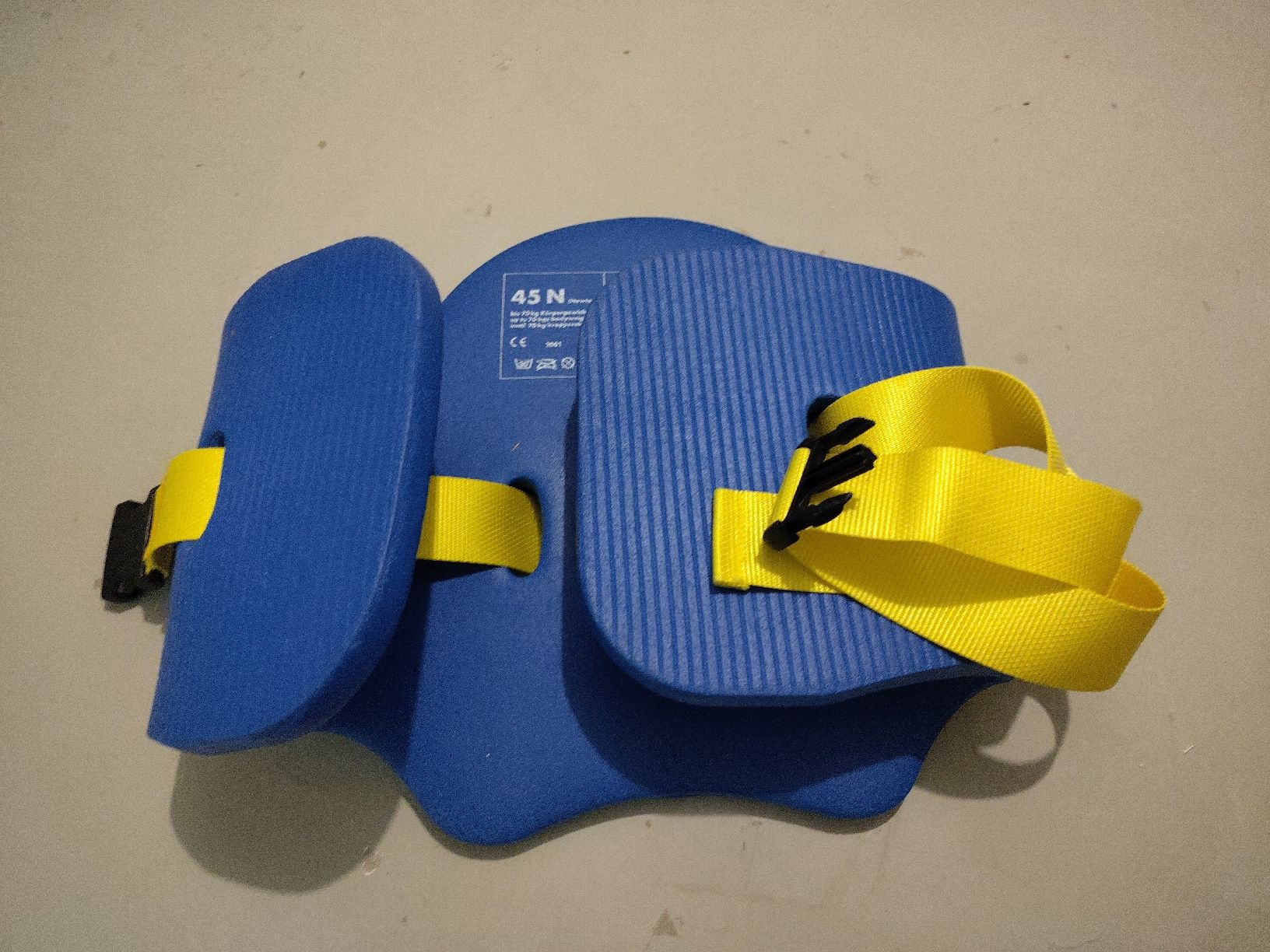 Gilets & Westen: Aquafit Weste – Gebraucht aus Ettiswil von Adrian_Scheiber 2