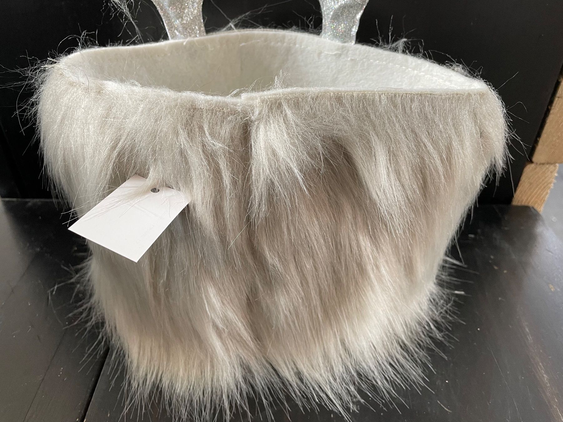 Tutte le decorazioni: Hirsch/Geschenktaschen mit Kunstfell/Neu/OVP/Silber – Nuovo e nell'imballaggio originale da Volketswil venduto da rubin74 1