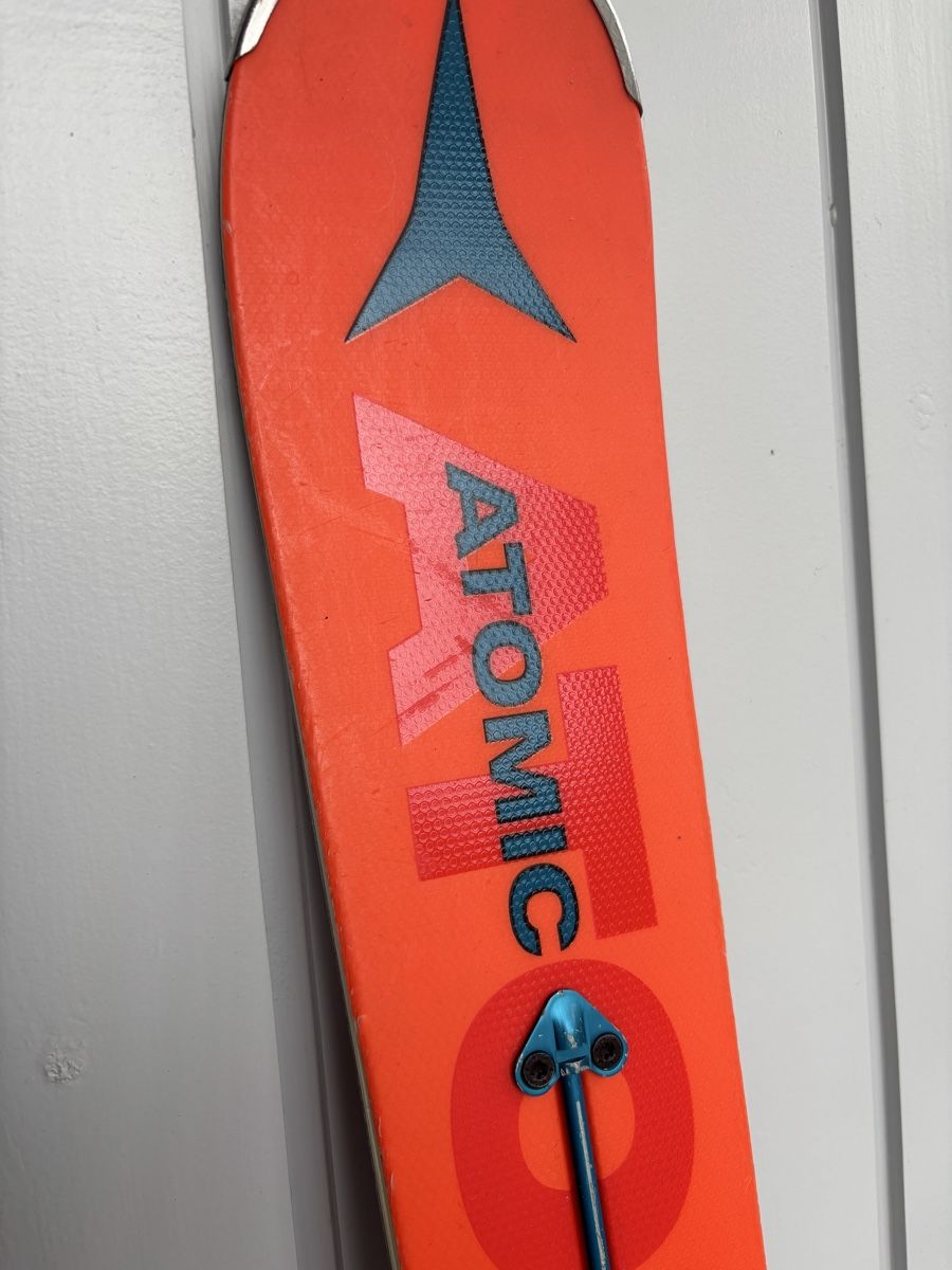 Atomic Skis: Skis de compétition Atomic – Gebraucht aus Riaz von edo_fxv9 1