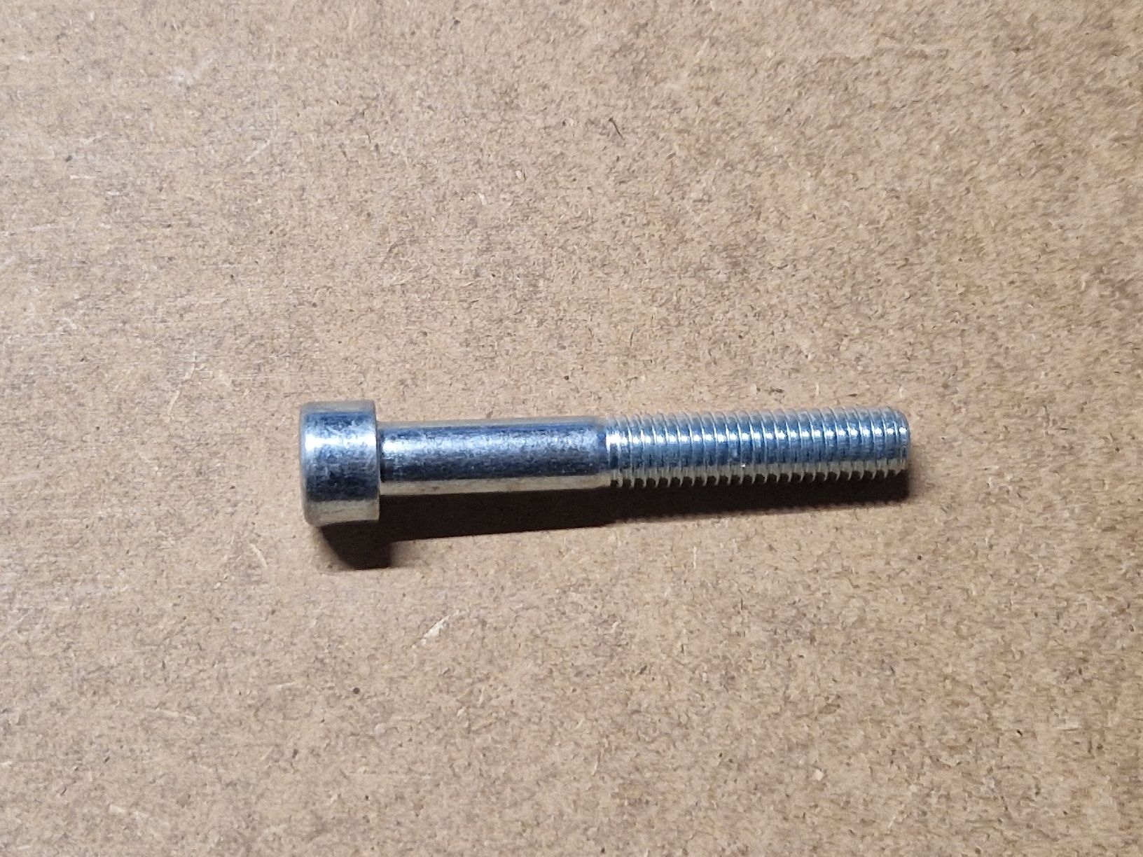 Alle Werkzeuge: M8x55mm Imbusschrauben – Neu und originalverpackt aus Lauterbrunnen von ziv_nd87 1