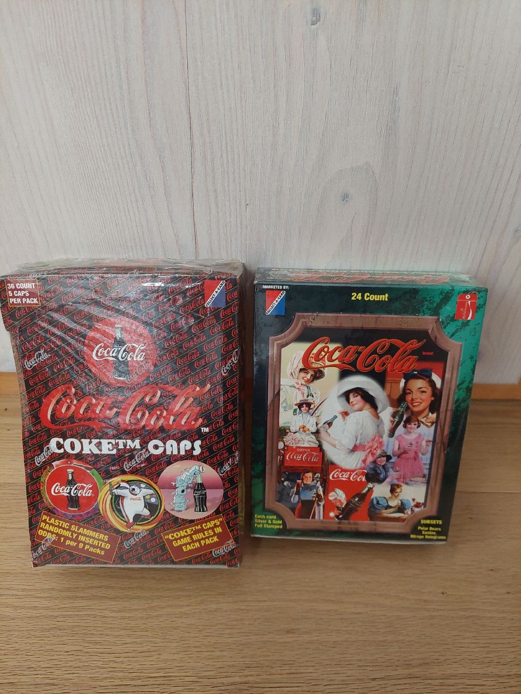 Coca-Cola Carte collezionabili: 2x Confezioni Carte Coca Cola Anni 90' – Nuovo (secondo la descrizione) da Davesco-Soragno venduto da Mr.No