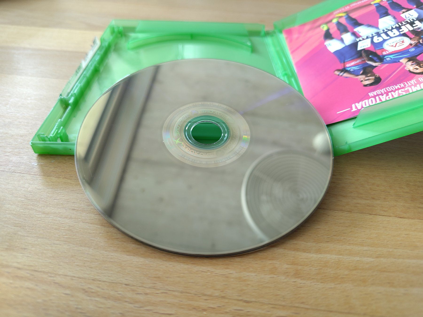Microsoft Giochi: FIFA 19 für XBOX One – Usato da Kloten venduto da SuperRetroPixels 3