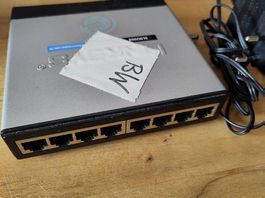 Linksys Cisco - 8 Port Gigabit Switch SLM2008