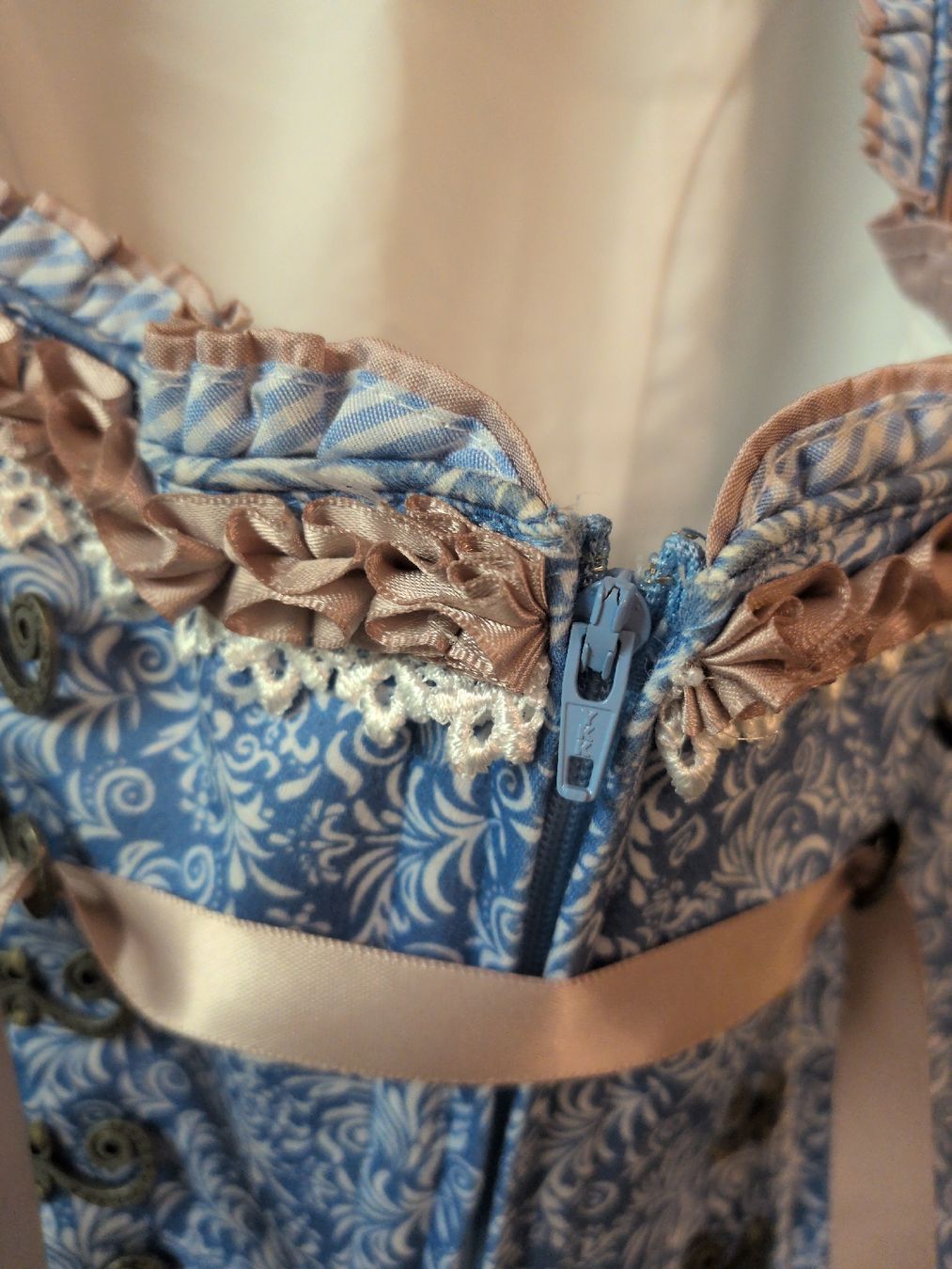 Vestiti: Dirndl Gr. 40 von Stockerpoint – Usato da Untersiggenthal venduto da Naomi4 2