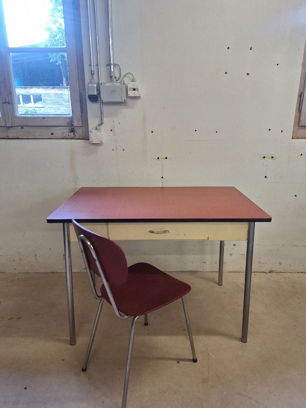 Tische: Kelko Retro Tisch mit Stuhl – Gebraucht aus Urtenen-Schönbühl von Atelier21_bern