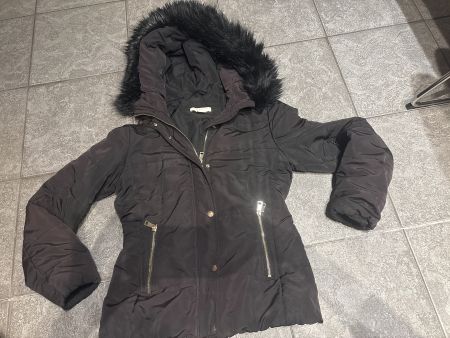Schwarze Winterjacke mit Kunstfell Kapuze Gr. XS