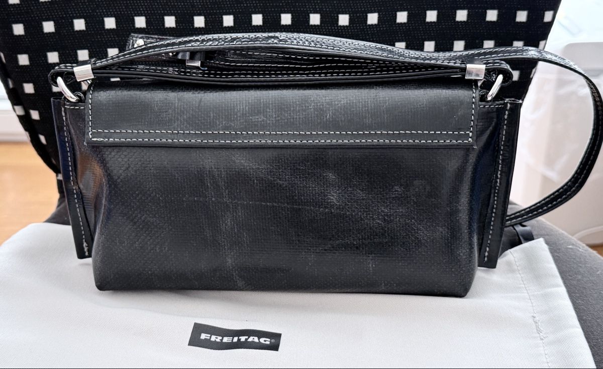 Freitag Borse da donna: Freitag Tasche Reference Modell Elly schwarz – Nuovo e nell'imballaggio originale da Muri AG venduto da Madoxx72 1