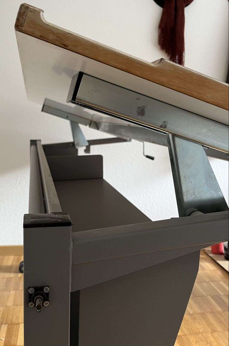 Schreibtische: Schreibtisch mit Kippfunktion – Gebraucht aus Greifensee von Steini777 3