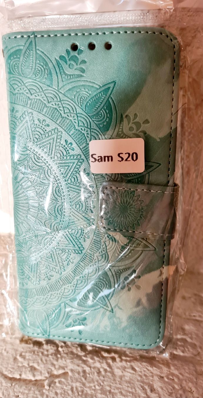 Samsung Cover & Protezioni schermo: 2x Étuis pour Galaxy S20 – Nuovo e nell'imballaggio originale da Biel/Bienne venduto da gde_2hgy 3