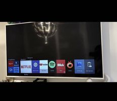 Samsung Smart TV mit orginale Fernbedienung