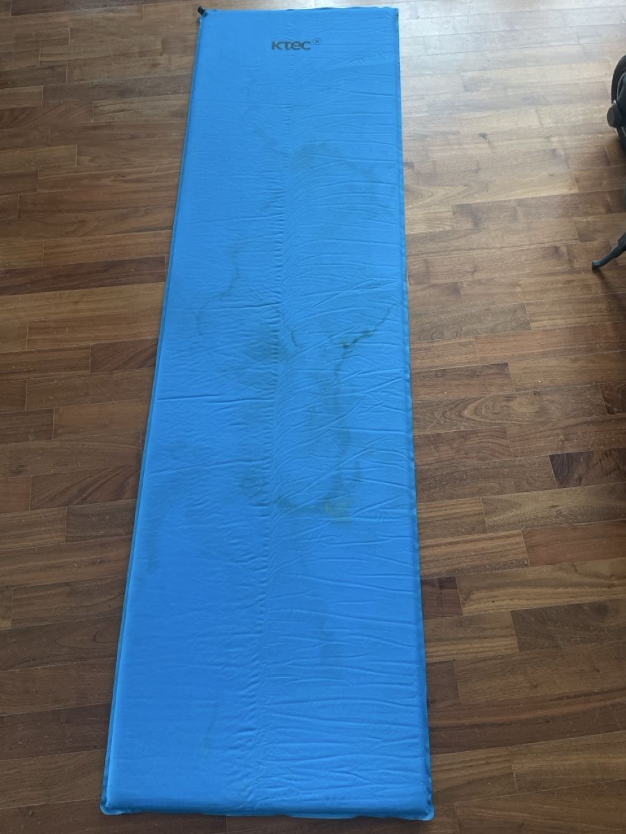 Materassi: Ktec Selbstaufblasende Matte Camp 183x51 cm – Usato da Neuenkirch venduto da balani 1