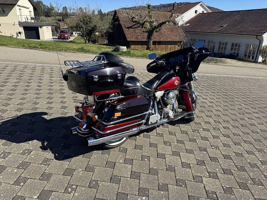 Touring: Harley Davidson FLHT 1350 Electa Glide – Usato da Seewen SO venduto da Muggi3 2