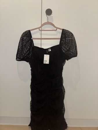 Robe H&M noire à pois en tulle, neuve avec étiquette