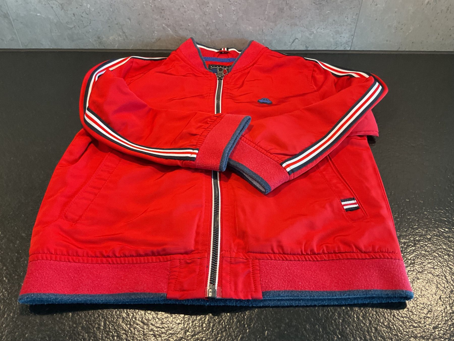 Next Vestes: Veste enfants – Neuf (Voir description) à Neuchâtel par sta_7qfy 1