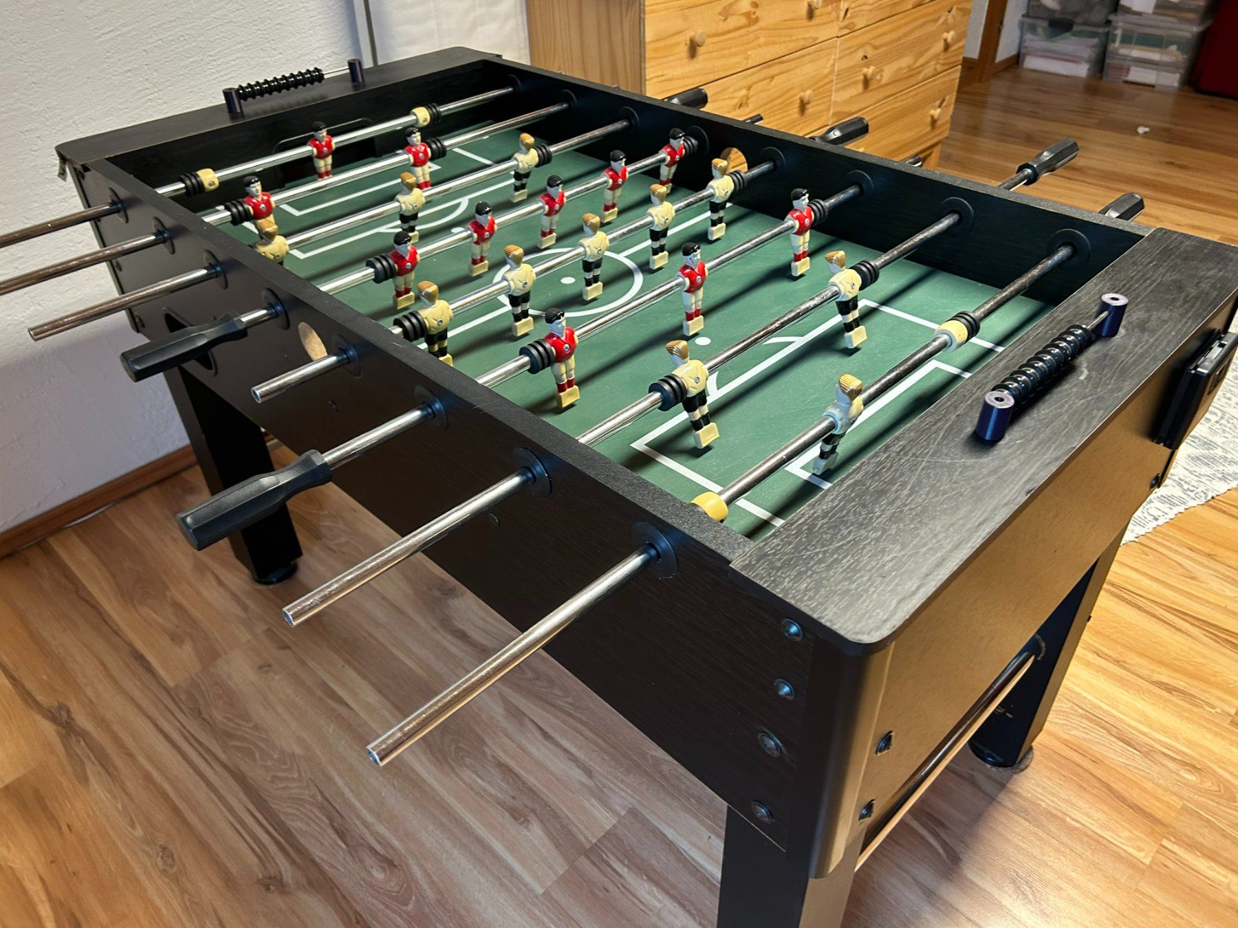 Giochi: Tischkicker schwarz gebraucht – Usato da Hemmental venduto da TomZ72 1