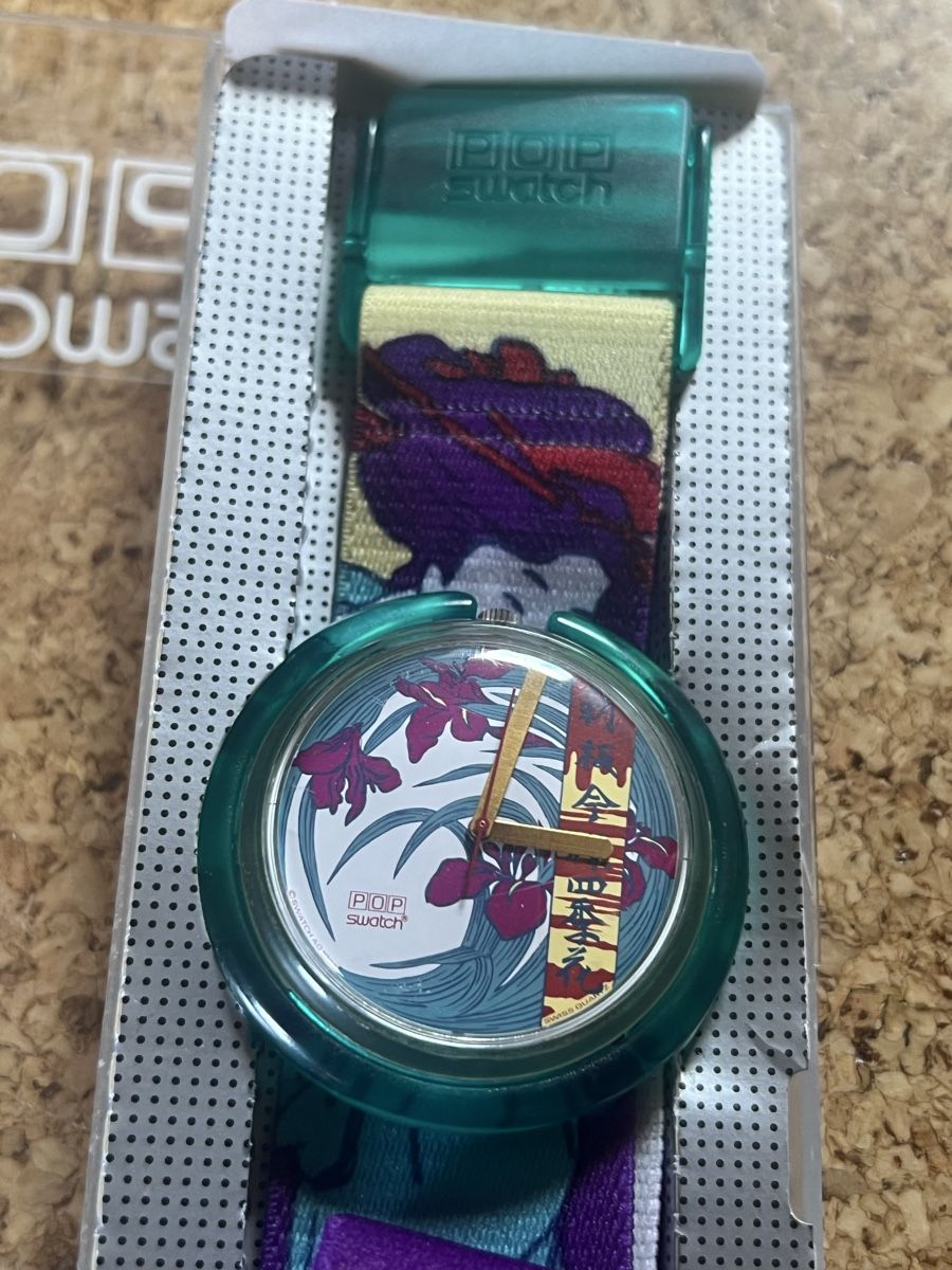 Swatch Montres: Pop Swatch Geisha ( 2stk) – D'occasion à Basel par bellespirit 1