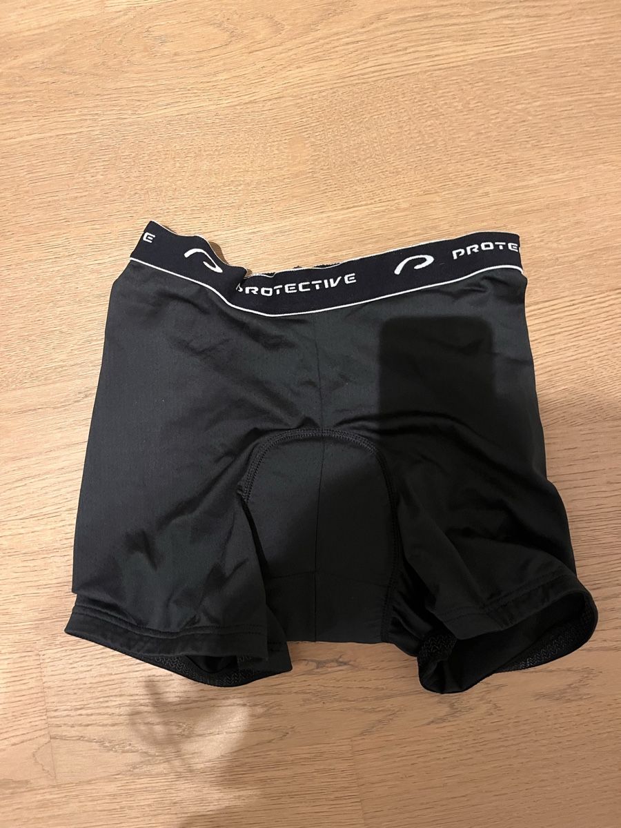 Pantaloni: Radhosen – Nuovo (secondo la descrizione) da Wangen b. Olten venduto da oli_f9b8