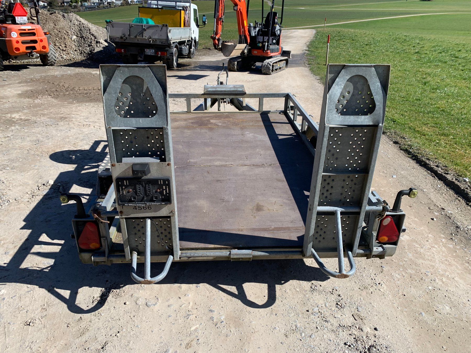 Ifor Anhänger: Bagger Anhänger GG 3500Kg – Gebraucht aus Hausen am Albis von toppreis05 2