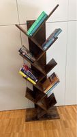 Originelles Bücherregal im X-Design, Dunkelbraun, Holz