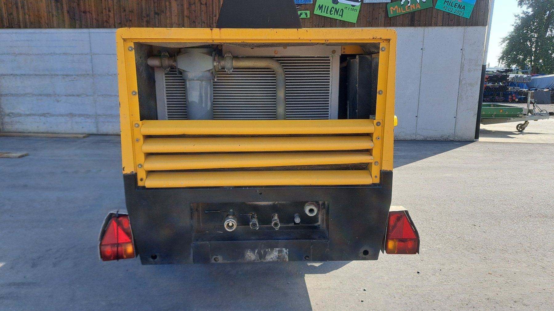 Atlas Copco Compressori: Baukompressor Atlas Copco XAMS 286 – Usato da Ballwil venduto da bohrmeister 7