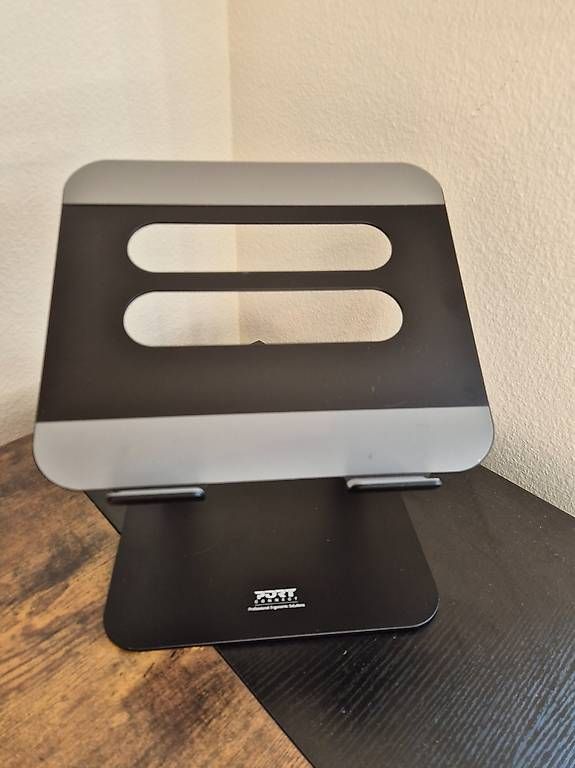 Racks & Cavalletti: Laptop Stand – Usato da Münchenstein venduto da dan_z2sf 3