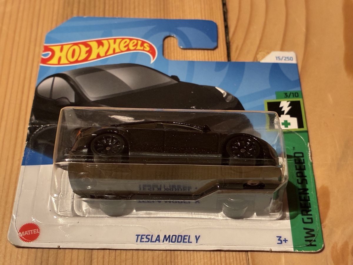 Hot Wheels Modellini d'auto: Hot Wheels Tesla Model Y – Nuovo e nell'imballaggio originale da Zürich venduto da zamac 4