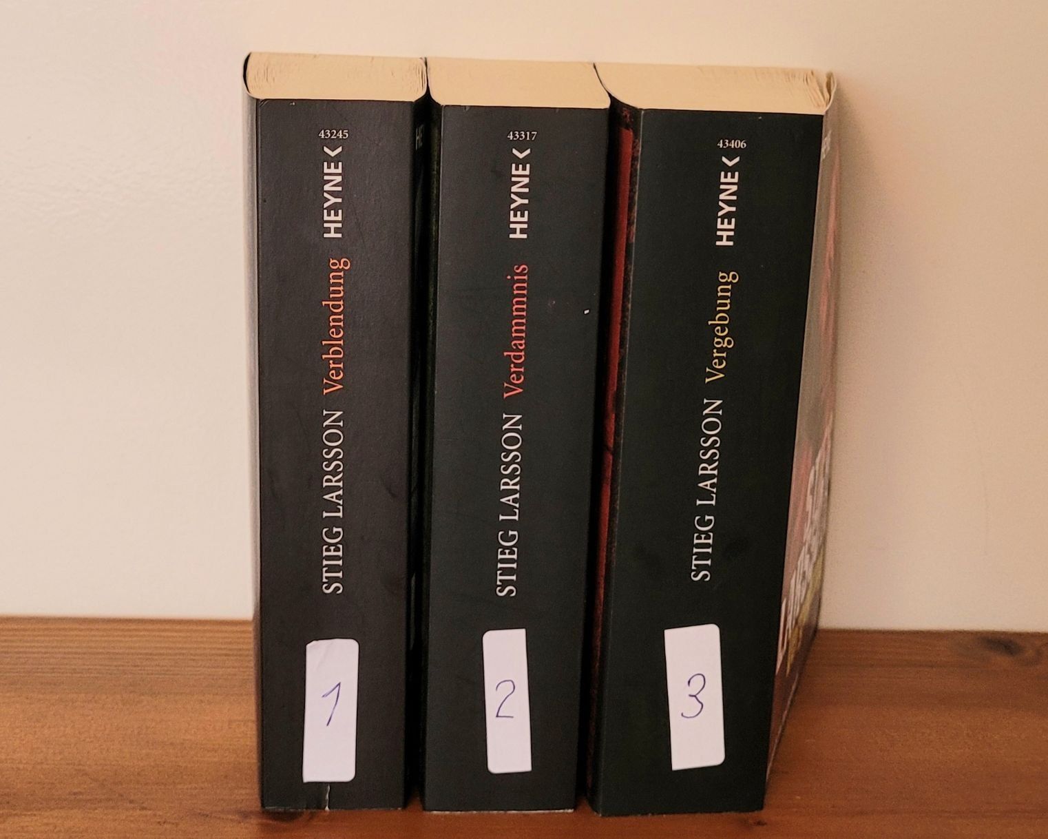 Libri: Stig Larsson, Millenium Trilogie – Nuovo (secondo la descrizione) da Unterengstringen venduto da orpheo13 1