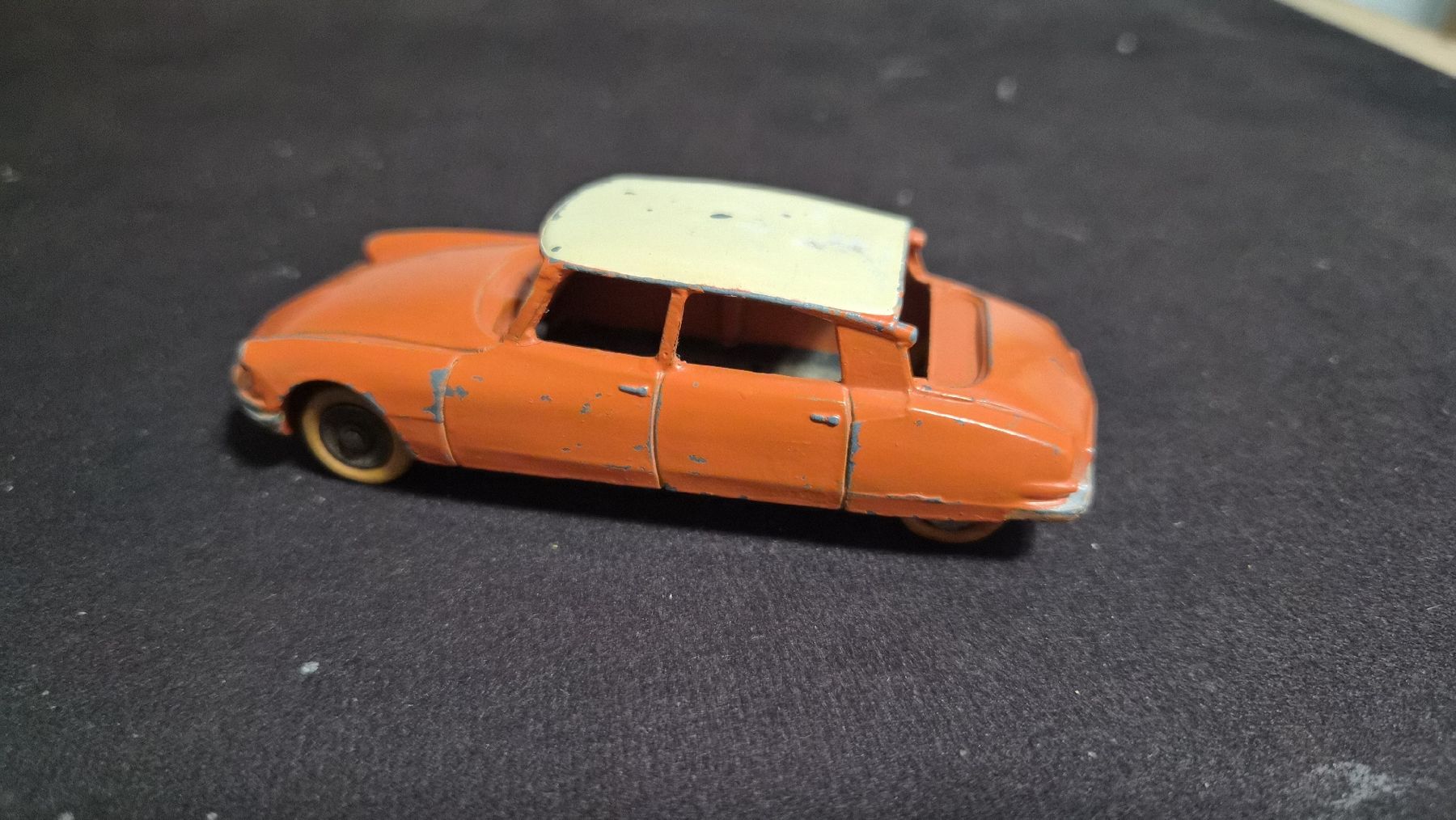 Citroën Modellini d'auto: dinky toys Citroen DS – Usato da Sihlwald venduto da Blaumeisli45 1