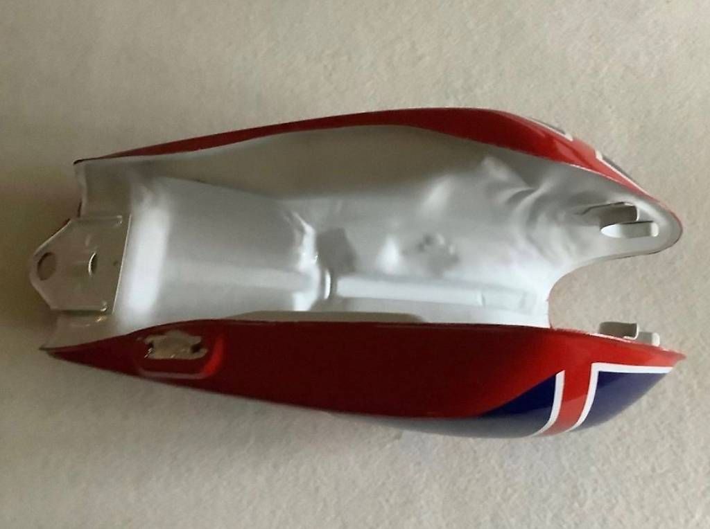 Accessori per altri veicoli: Yamaha SR500 Benzin Tank – Usato da Basel venduto da Imack 1
