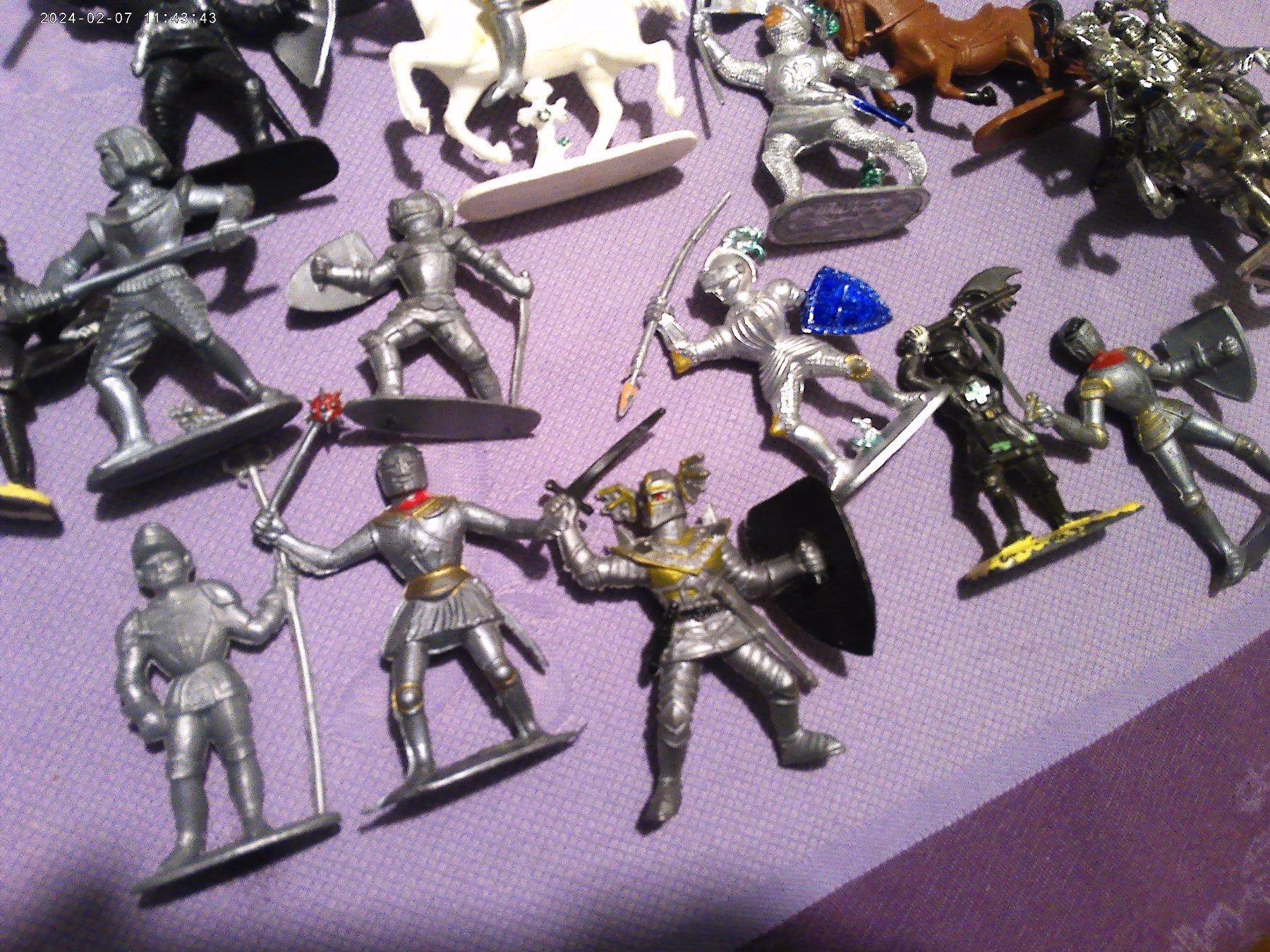 Statuette: Ritterfiguren Set, DIVERSE VERLAG (PLASTIC) – Usato da Volketswil venduto da nemo2000 3