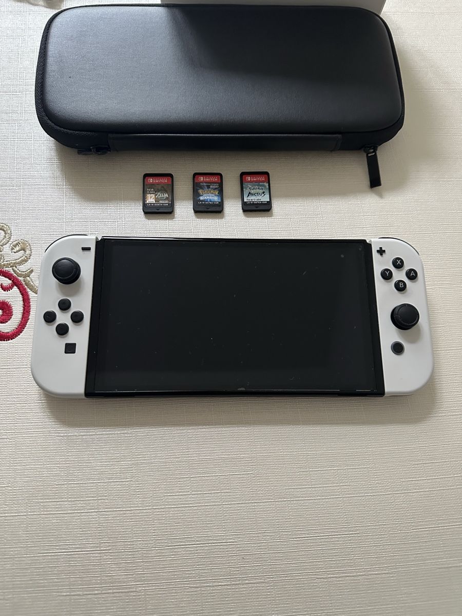 Nintendo Consoles: Nintendo Switch OLED  – D'occasion à Genève par kar_t6qy 1