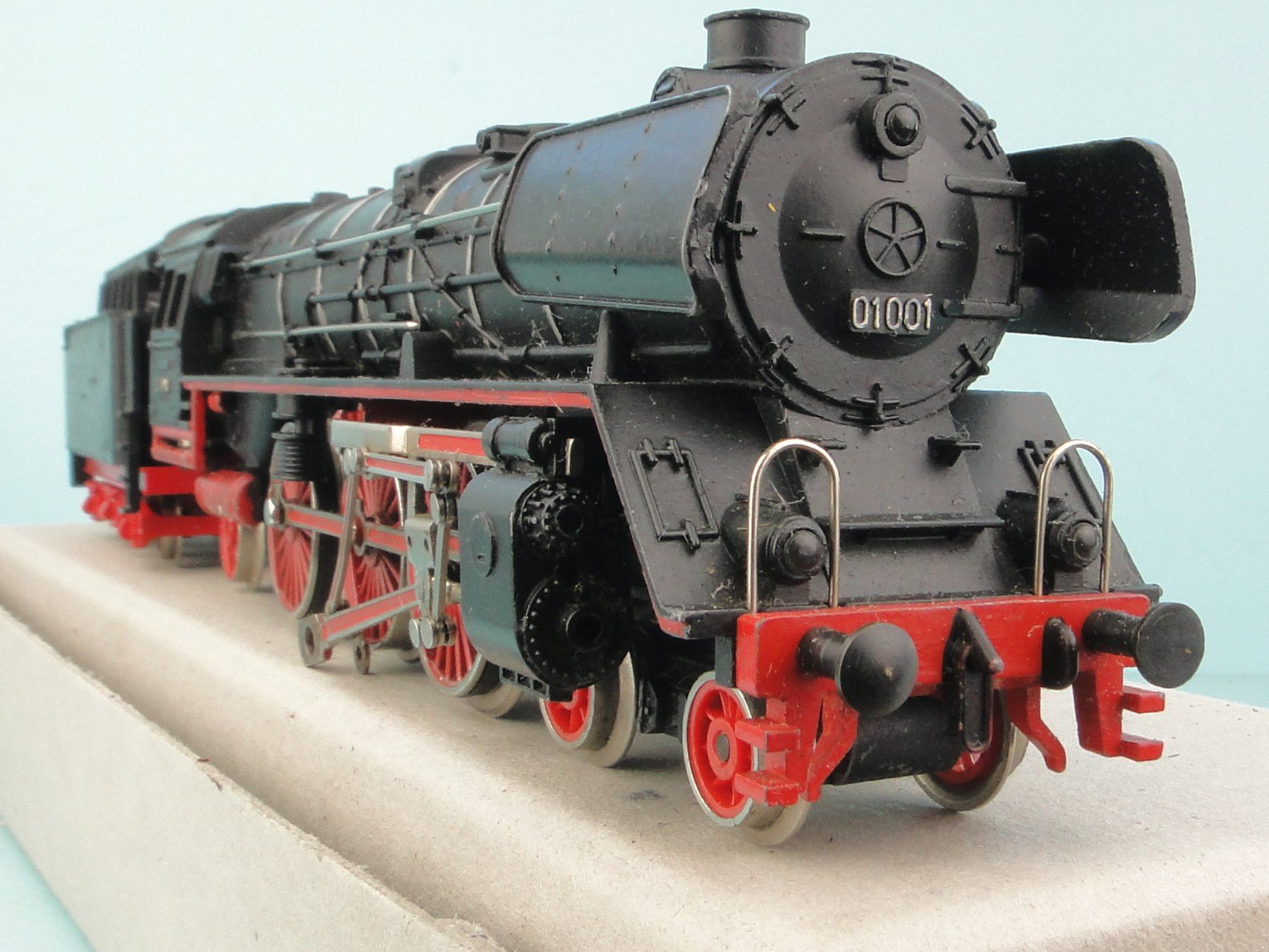 Trix Modellini di ferrovie: Trix Int BR 01, Gleichstrom, Guss – Usato da Bülach venduto da cann11 1