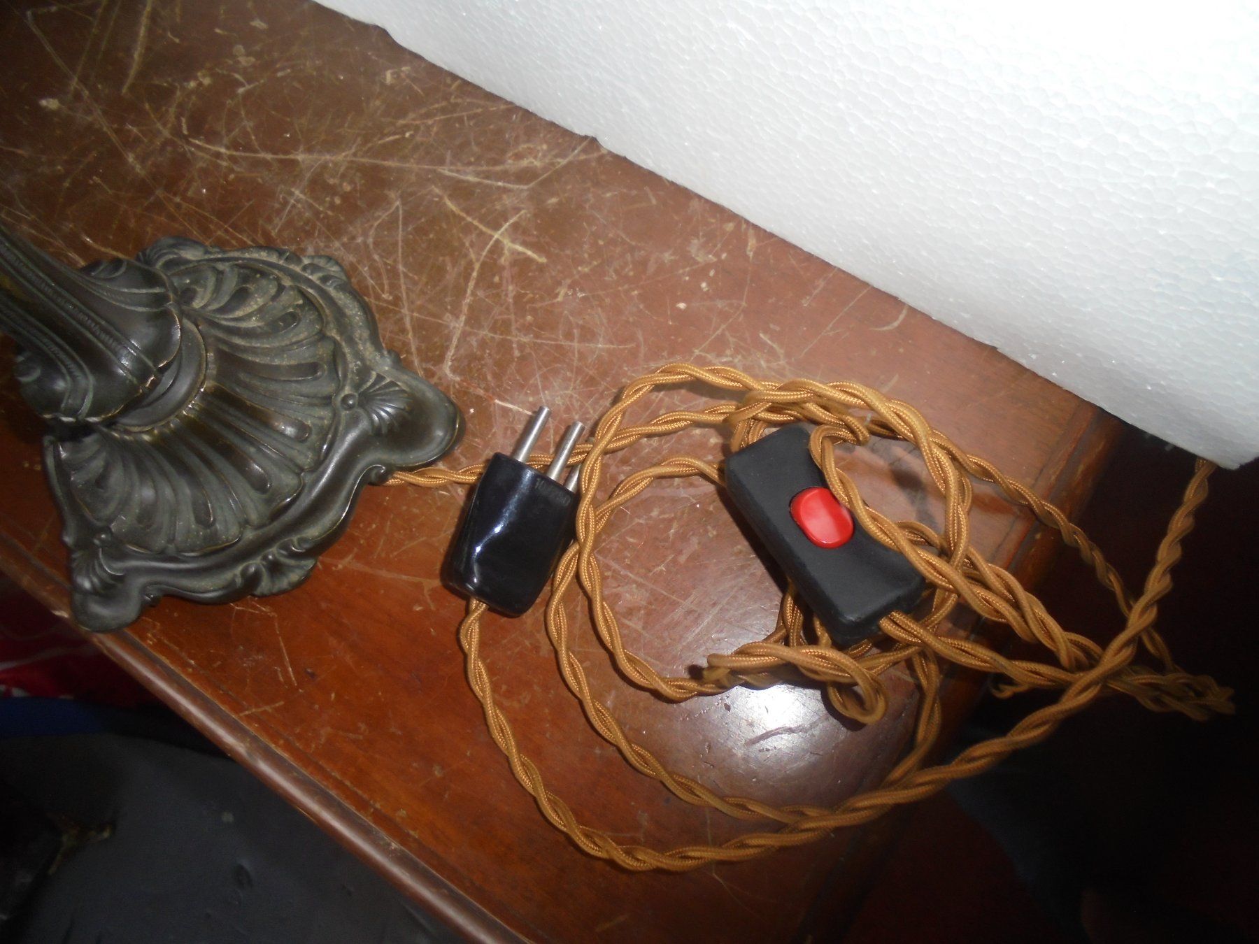 Lampade: Alte Tischlampe – Usato da Camorino venduto da Hunpete 7