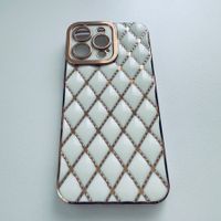 Luxus Schutzhülle Cover Case in Weiss für iPhone 15 Pro Max