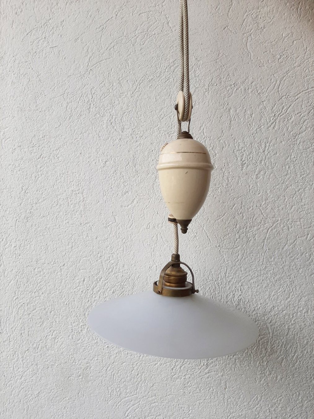 Lustres & lampes de plafonds: Antike Lampe Deckenleuchte mit Flaschenzug – D'occasion à Flaach par maj_w_ 3